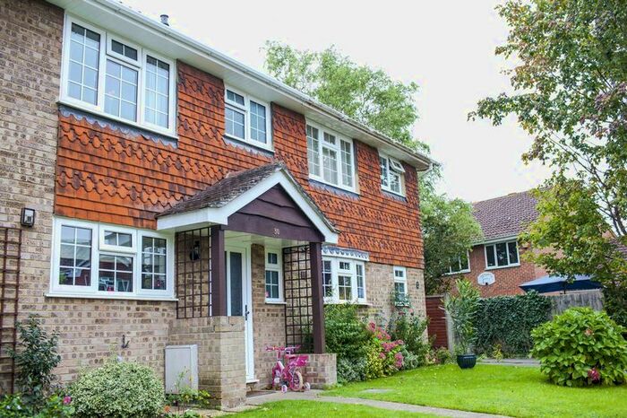 3 Bedroom Terraced House To Rent In Warbleton Road, Chineham, Basingstoke, RG24