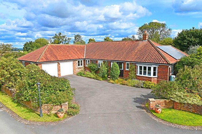 4 Bedroom Detached Bungalow For Sale In Peter Lane, Burton Leonard, HG3
