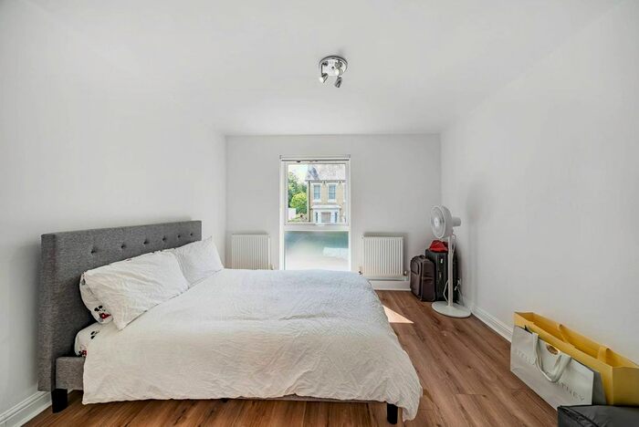 1 Bedroom Flat To Rent In Barham Road, South Croydon, CR2