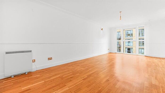 2 Bedroom Flat To Rent In Stretton Mansions, Glaisher Street, Deptford, SE8