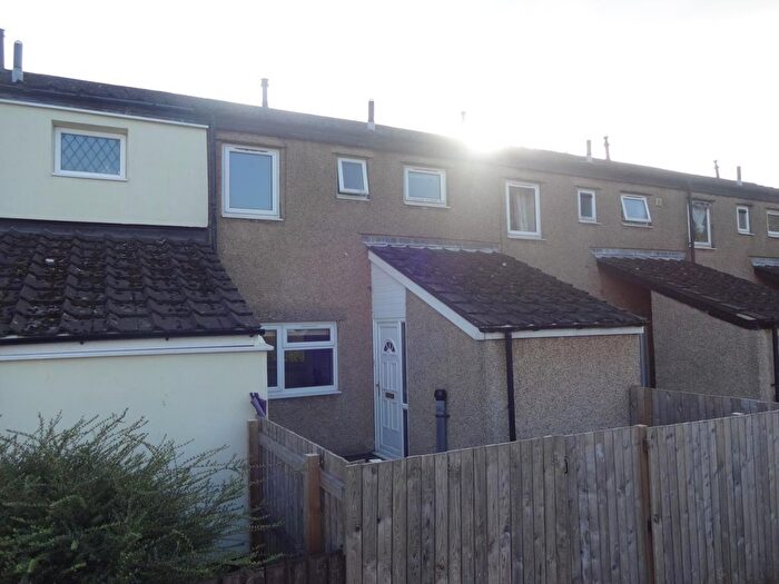 3 Bedroom Terraced House To Rent In Holtdale Garth, Leeds, LS16