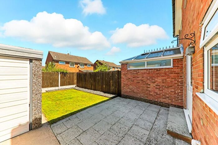 1 Bedroom Flat To Rent In Leander Road, London, SW2