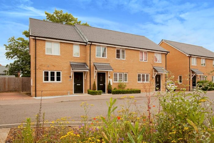 3 Bedroom Terraced House For Sale In Lysander Close, Bottisham, Cambridge, CB25