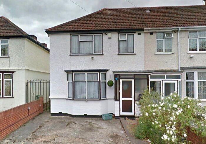 3 Bedroom End Terrace House To Rent In Southall, Middlesex, UB2
