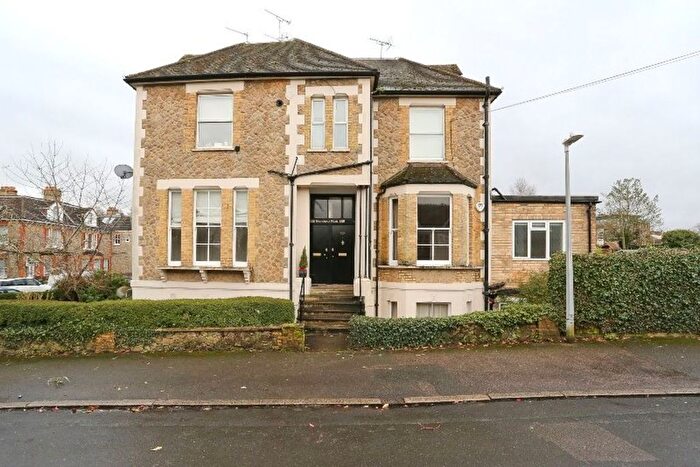 2 Bedroom Flat To Rent In Holmesdale Road, Sevenoaks, TN13