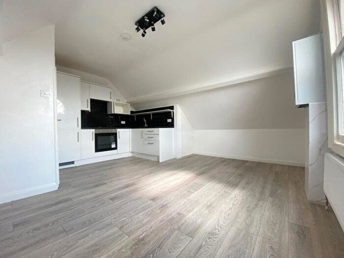 1 Bedroom Flat To Rent In Mount Pleasant Road, London, SE13