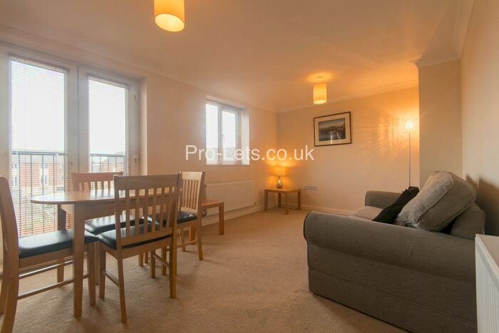 2 Bedroom Flat To Rent In Chillingham Road, Newcastle Upon Tyne, NE6