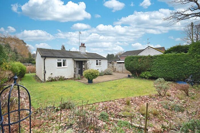 2 Bedroom Bungalow For Sale In Smallfield, RH6