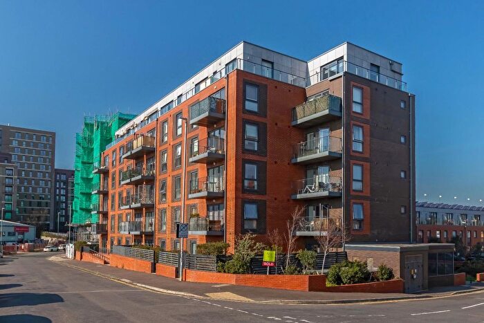 2 Bedroom Property For Sale In Goldstone Lane, Hove, BN3
