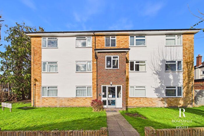 1 Bedroom Flat For Sale In Bridges Lane, Croydon, CR0