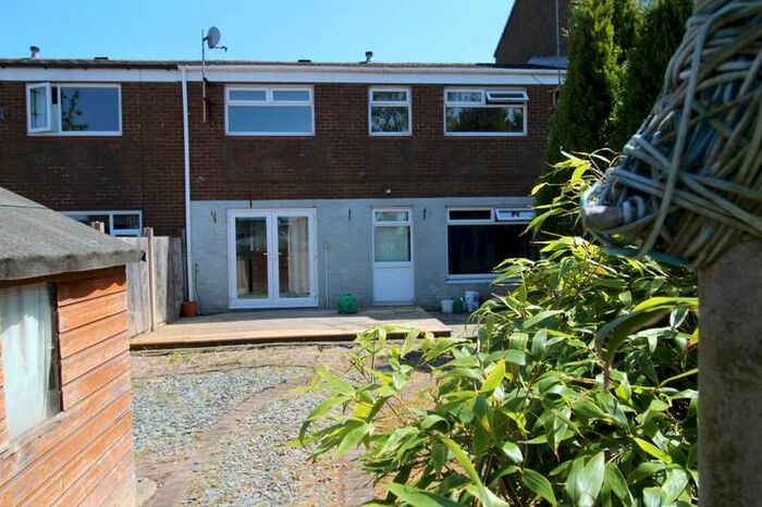 Leisure Facility Commercial To Rent In Eskbank, Skelmersdale, Lancashire, WN8