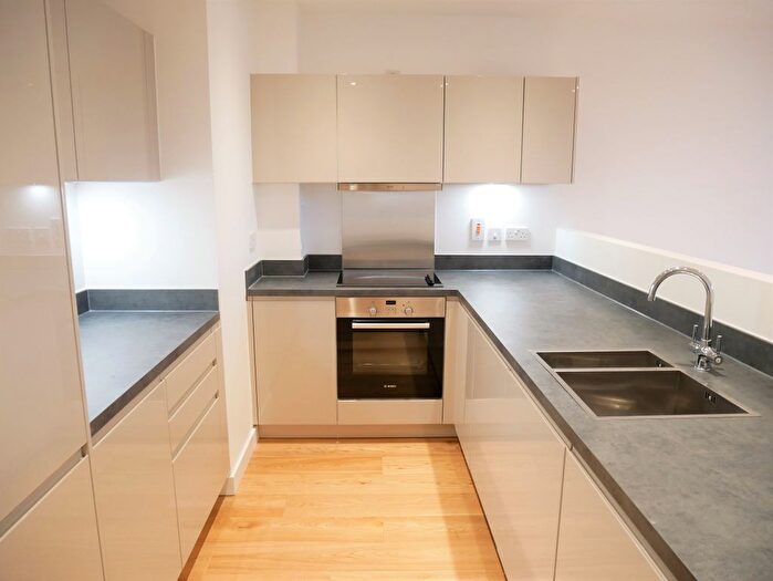 2 Bedroom Flat To Rent In Holman Drive, Southall, UB2