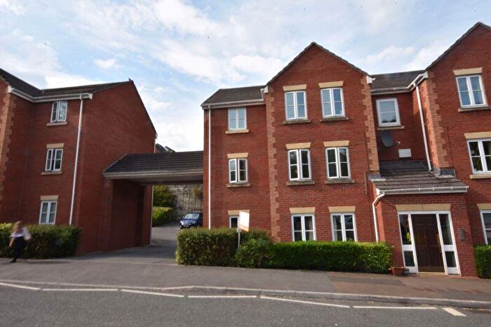 2 Bedroom Flat To Rent In Kinnerton Way, Exwick, Exeter, EX4