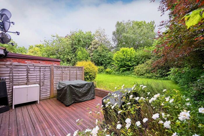 2 Bedroom Maisonette To Rent In Keble Road, Maidenhead, SL6