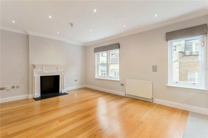 1 Bedroom Flat To Rent In Montagu Square, Marylebone, London, W1H
