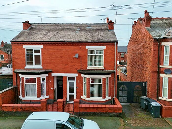 2 Bedroom Semi Detached House For Sale In Ernest Street, Crewe, Cheshire, CW2