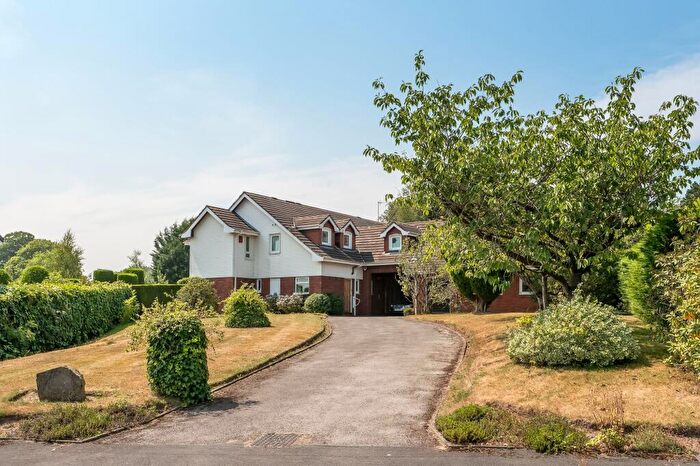 4 Bedroom Detached House For Sale In Willowmead Drive, Prestbury, SK10