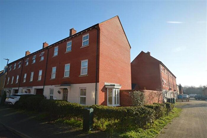 4 Bedroom Town House To Rent In Mario Way, Colchester, CO2