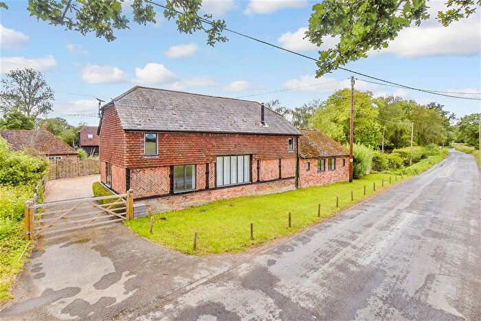 4 Bedroom Property For Sale In Plumtree Road, Headcorn, Ashford, Kent, TN27