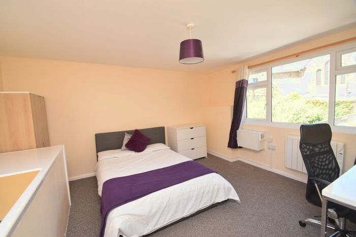 2 Bedroom Maisonette To Rent In Arwenack Street, Falmouth TR11