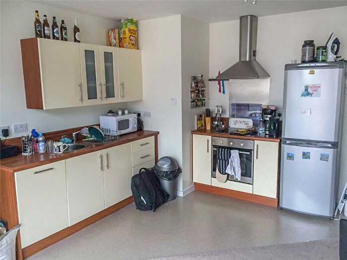 2 Bedroom Flat To Rent In City Point, Chapel Street, City Centre, Salford, M3