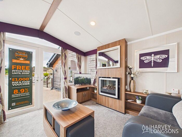 3 Bedroom Mobile/park Home For Sale In Tosside, Skipton, BD23
