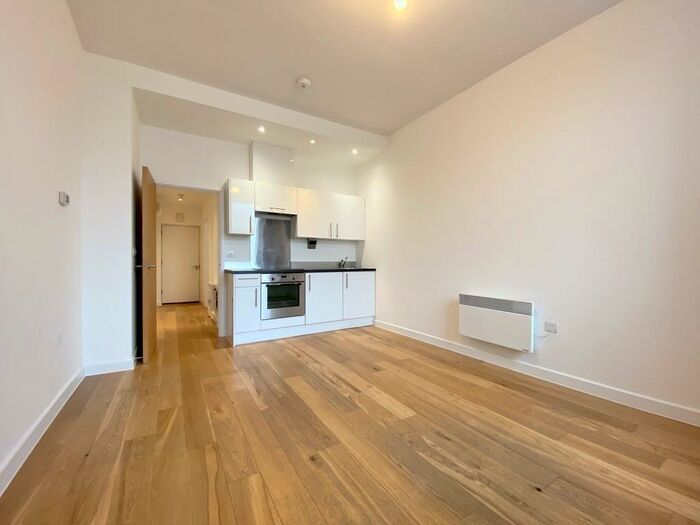 1 Bedroom Apartment To Rent In Ashton, Duckmoor Road, BS3