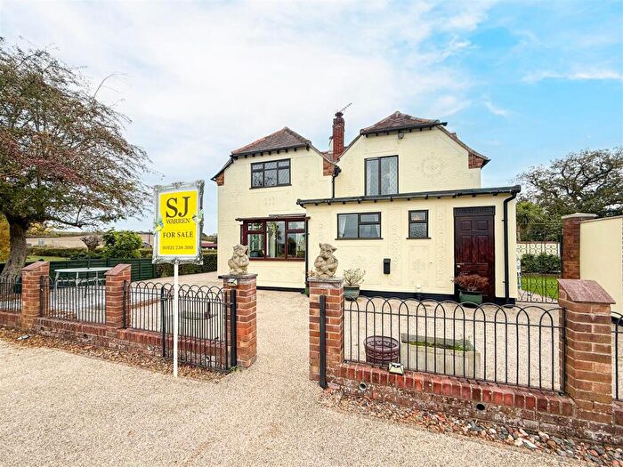 3 Bedroom Detached House For Sale In Lower Burnham Road, Cold Norton, Chelmsford, CM3