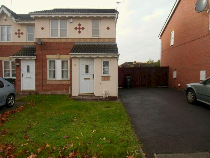 3 Bedroom Semi-Detached House To Rent In Tilbury Crescent, Leicester LE4
