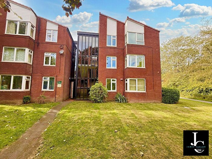 1 Bedroom Flat For Sale In Dalford Court, Telford, TF3