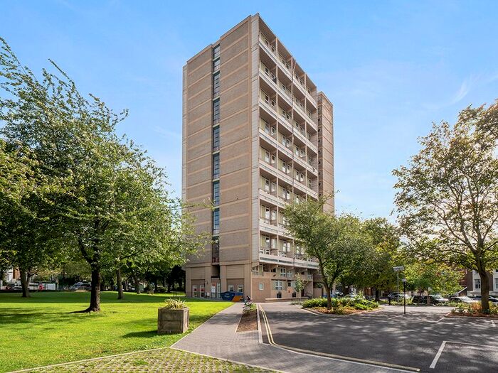 2 Bedroom Flat To Rent In Lanark Road, London, W9