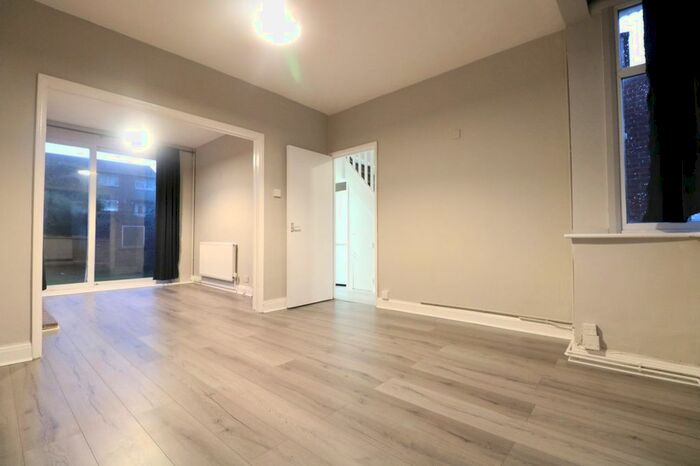 3 Bedroom Terraced House To Rent In Reynolds Drive, Edgware, Greater London, HA8