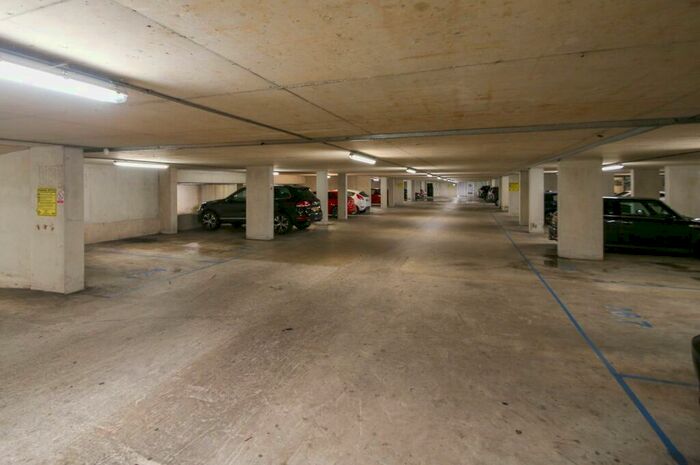 Garage / Parking To Rent In Burton Place, Castlefield, Manchester, M15