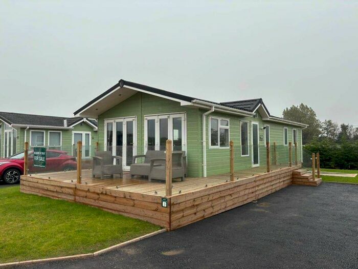 3 Bedroom Park Home For Sale In Meadows Retreat Park, Moota, Cockermouth, Cumbria, CA13