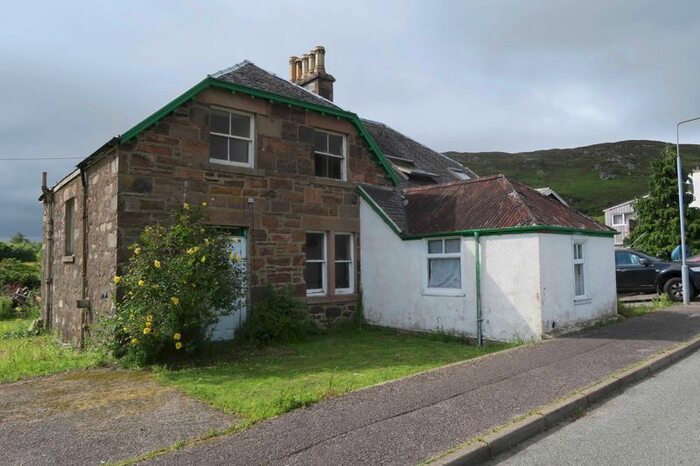 5 Bedroom Detached House For Sale In Achmore, Strome Ferry, IV53