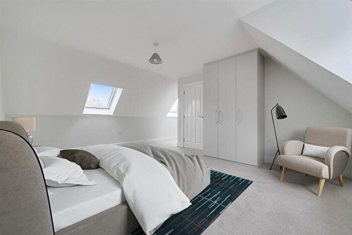 4 Bedroom Detached House For Sale In Grace Green, Chesil Reach, Chickerell, DT3