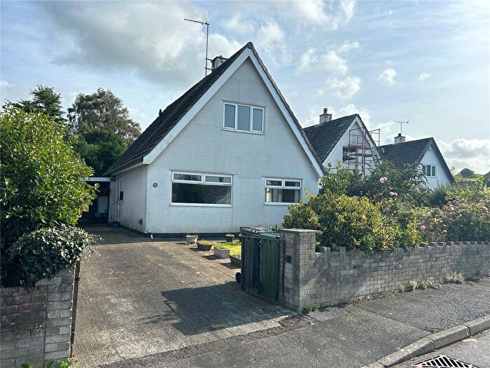 4 Bedroom Bungalow For Sale In Nant Y Felin, Pentraeth, Isle Of Anglesey, Sir Ynys Mon, LL75