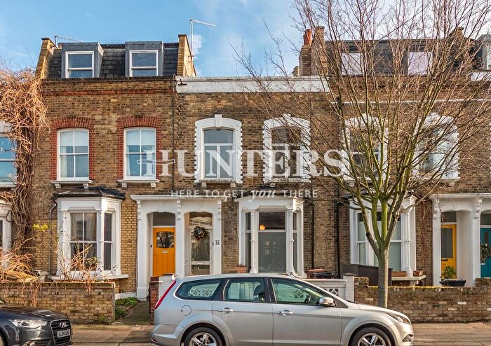 3 Bedroom Terraced House To Rent In Winston Road, London, N16