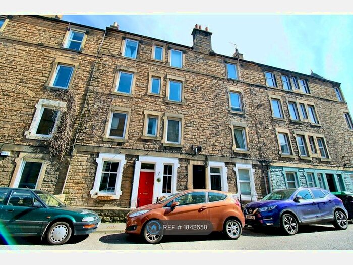 1 Bedroom Flat To Rent In Dalgety Street, Edinburgh, EH7