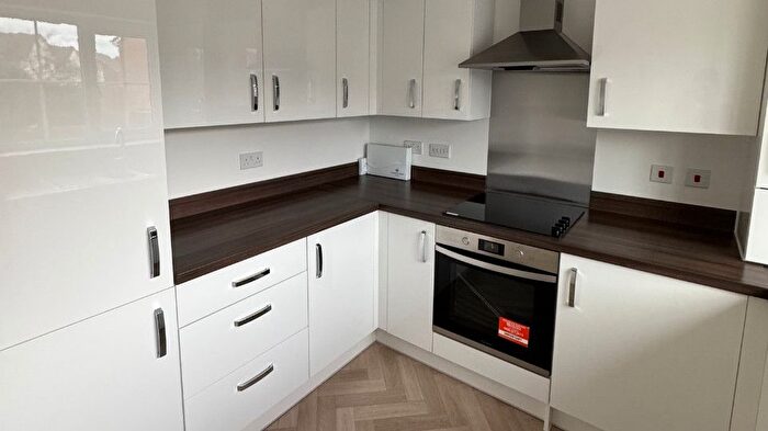 2 Bedroom End Terrace House For Sale In Isleport Road, Highbridge, TA9