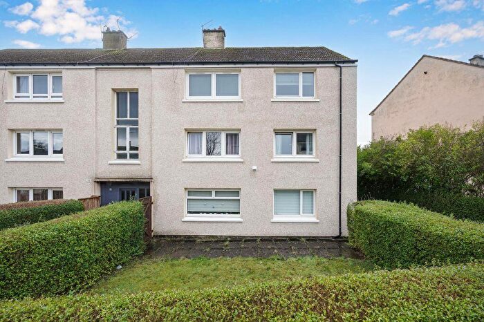 2 Bedroom Flat For Sale In / Gracemount Avenue, Gracemount, Edinburgh, EH16