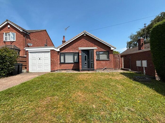 3 Bedroom Bungalow For Sale In Longue Drive, Calverton, Nottingham, NG14