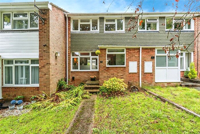 3 Bedroom Terraced House For Sale In Dunster Close, Southampton, Hampshire, SO16
