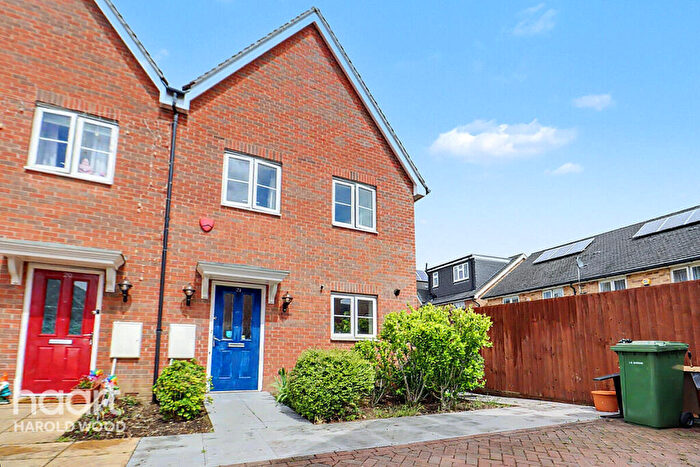 3 Bedroom Semi-Detached House For Sale In Sudbury Close, Harold Hill, RM3