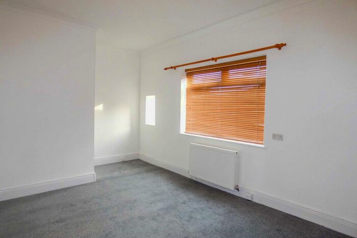 2 Bedroom Flat To Rent In Pioneer Terrace, Bedlington, NE22