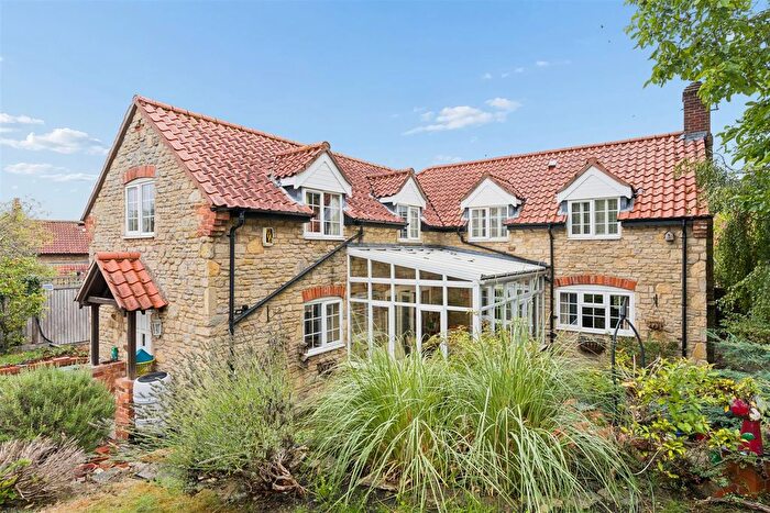 3 Bedroom Property For Sale In A The Square, Yardley Hastings, Northampton, NN7