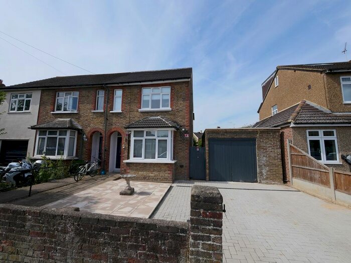 3 Bedroom Semi-Detached House To Rent In Ashford Crescent, Ashford, TW15