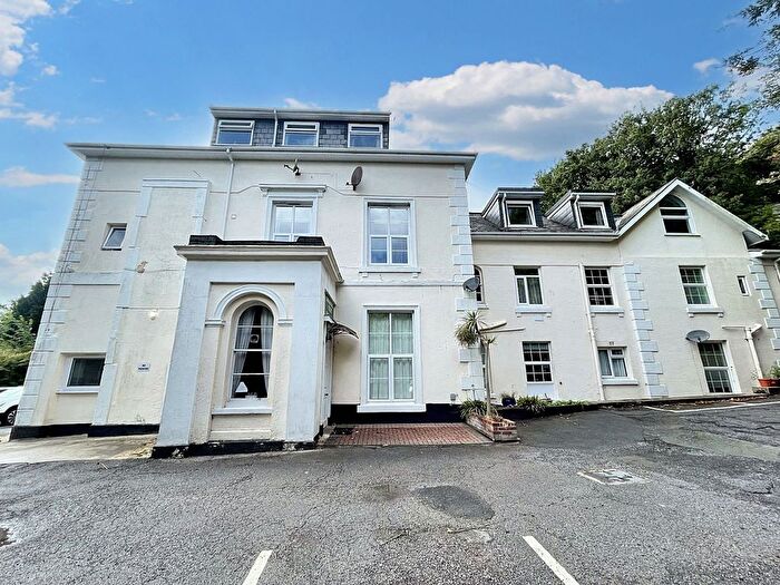1 Bedroom Flat To Rent In Middle Warberry Road, Maxstoke Court Middle Warberry Road, TQ1