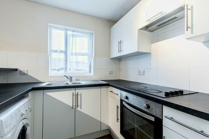 2 Bedroom Flat To Rent In Conifer Way, Wembley, HA0