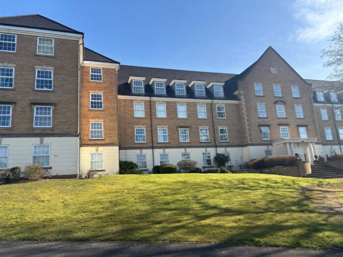 2 Bedroom Apartment For Sale In Stelle Way, Glenfield, Leicester, LE3